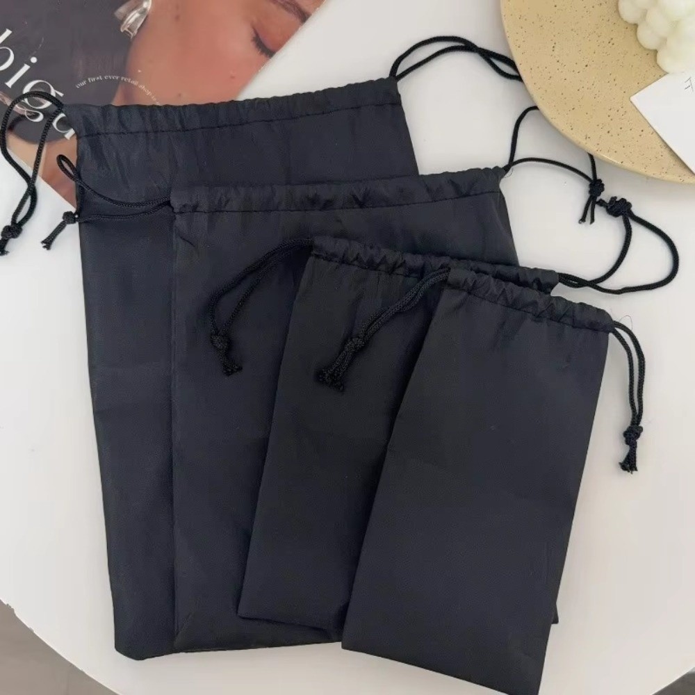 Nuova Borsa con Chiusura a Cou - Cosmetic Bags recensione e prezzo